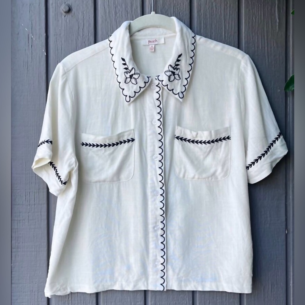 Soft Linen Blend Embroidered Blouse Cream Scalloped Collar Cottagecore Top S